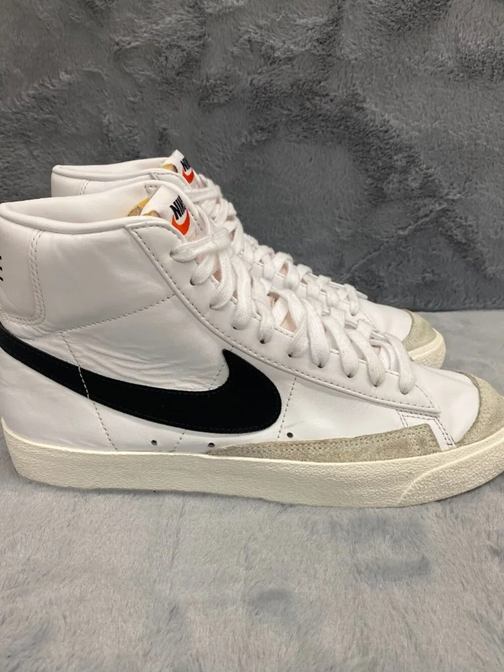 Nike Blazer Mid 77 Blue & White High Top Sneakers Womens Size 10 Gym Casual Shoe